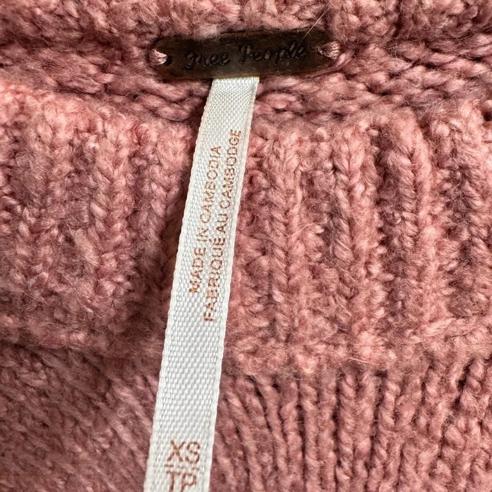 Free People Pink Oversized Sweater | XS fits S/M | Cozy Knit Slouchy Pullover